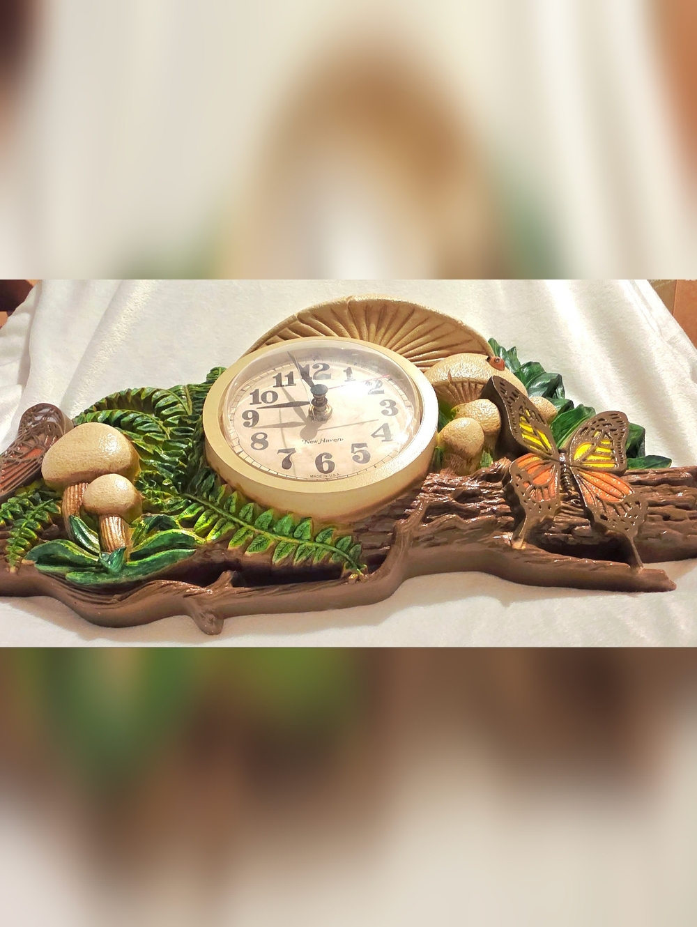 Vintage Burwood Mushroom Wall Clock 1970’s New Haven with Butterflies - Picture 8 of 13